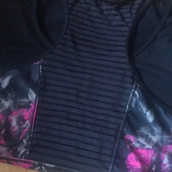 Floral racer back - Picture 3 of 4